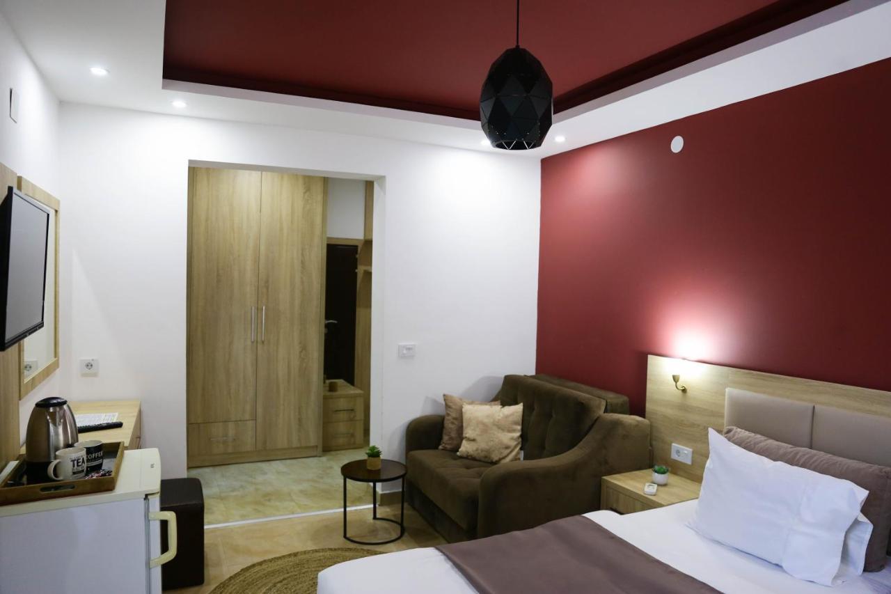 La Hacienda Hotel อุลซิน ภายนอก รูปภาพ