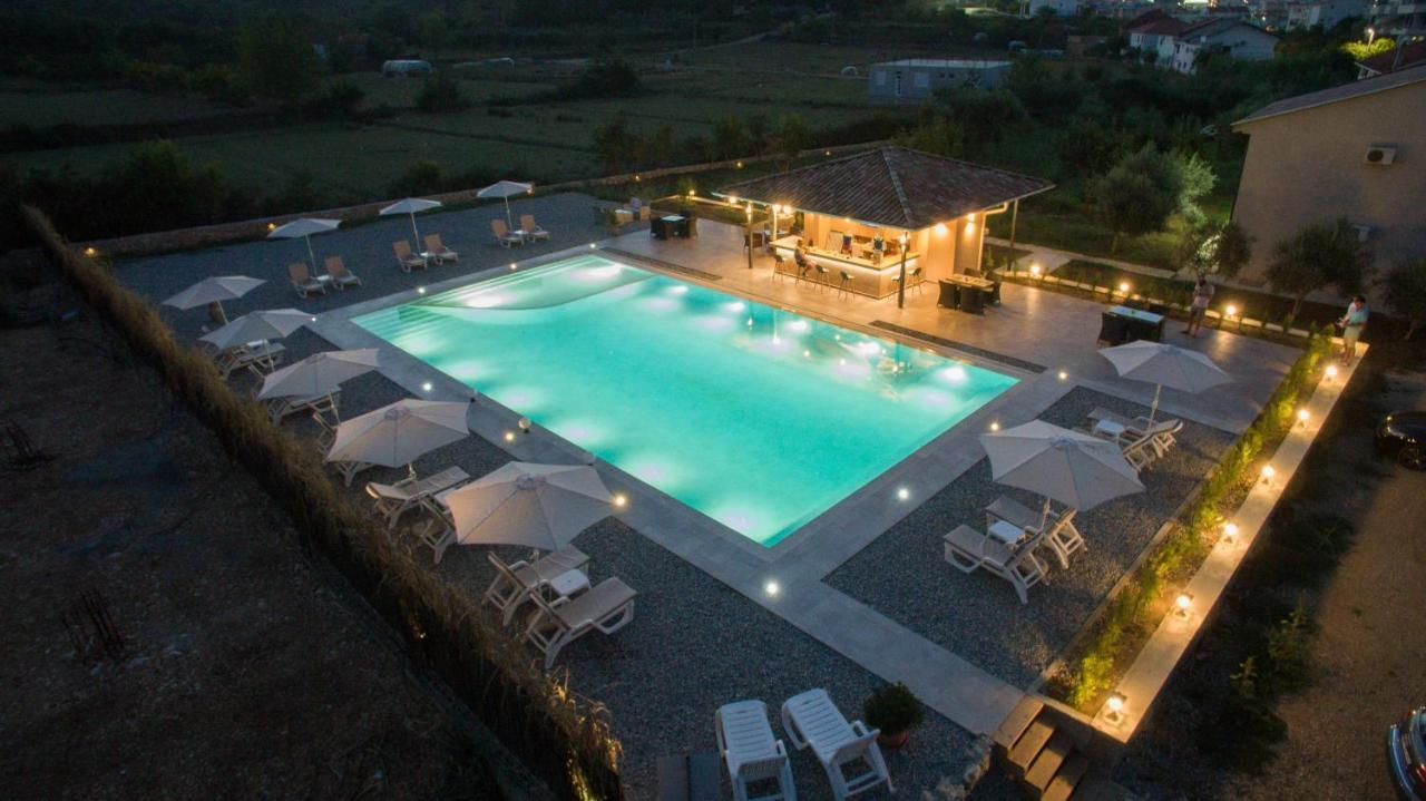 La Hacienda Hotel อุลซิน ภายนอก รูปภาพ