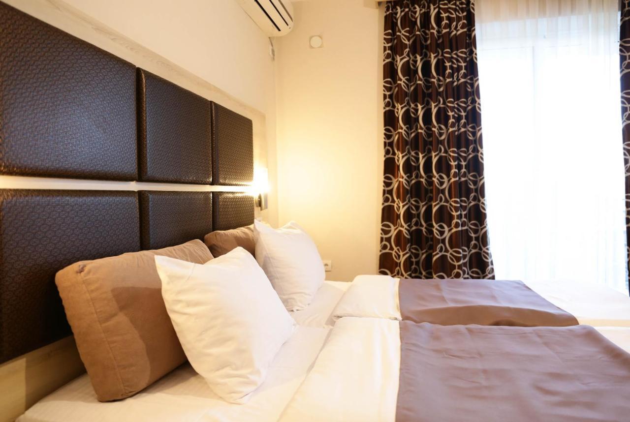 La Hacienda Hotel อุลซิน ภายนอก รูปภาพ
